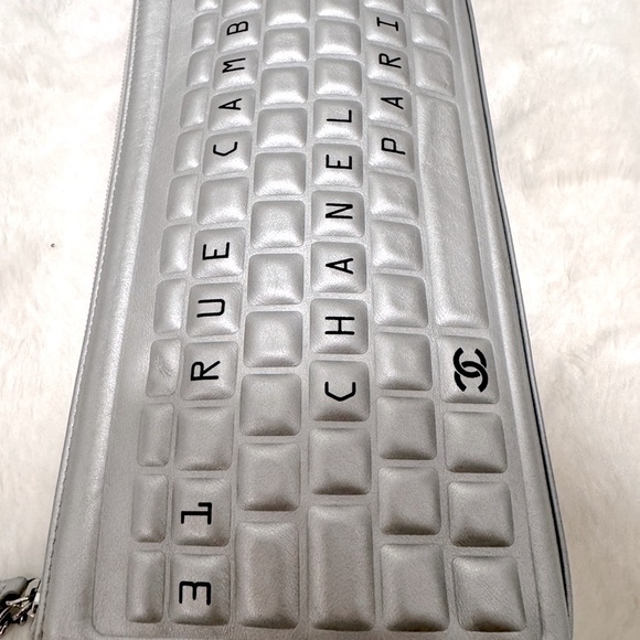 CHANEL Cambon Keyboard Clutch Bag - Picture 8 of 14